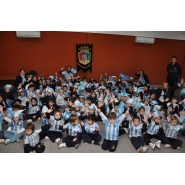 Los más pequeños celebraron el DIA DE LA BANDERA